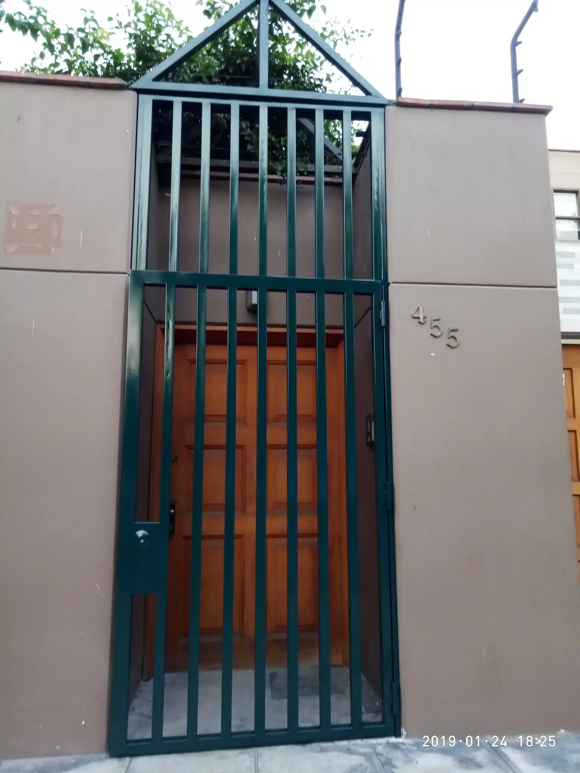 Cerco Perimétrico con Puntas de Seguridad - Proyecto de Estructuras Metálicas en Lima Corporación EIMAHR