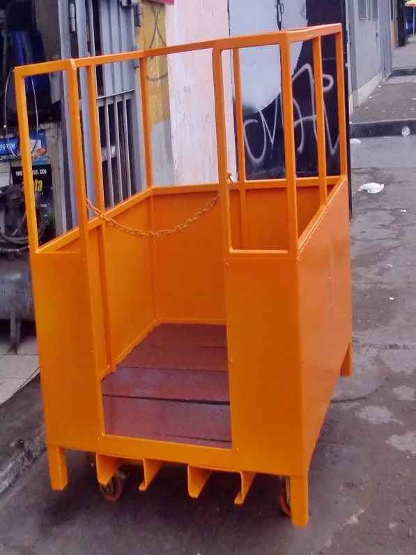 Jaula para Manlift y Plataforma Industrial - Proyecto de Estructuras Metálicas en Lima Corporación EIMAHR